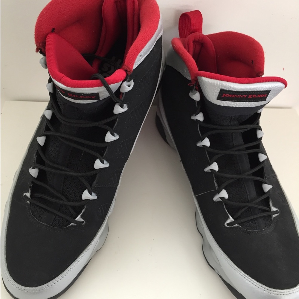 Jordan 9 Retro “Johnny Kilroy” - DS